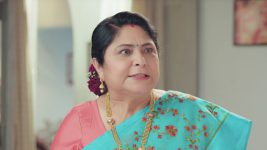 Yeh Jhuki Jhuki Si Nazar S01E52 Madhu Creates a Scene Full Episode