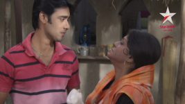 Aanchol S03E60 Geeta visits Bhadu's house Full Episode
