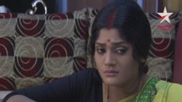 Aanchol S04E88 Rajeshwar sees Bhadu on TV Full Episode