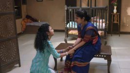 Agnihotra S02E74 Akshara Confronts Sangeeta Full Episode