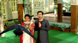 Bahu Hamari Rajni Kant S07E19 Surili Brings a Fake Baba! Full Episode