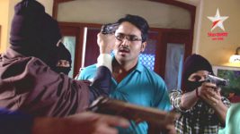 Bodhuboron S22E26 Pradeep Holds Arup Hostage Full Episode