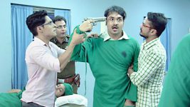Bodhuboron S26E33 Arup Shoots Himself! Full Episode