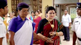 Bodhuboron S27E15 Bidisha Surrenders! Full Episode