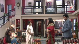 Chokher Tara Tui S02E06 Ayush insults Tutul Full Episode