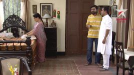 Chokher Tara Tui S02E30 Chandrashekhar Talks to Jaya Full Episode