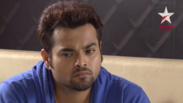 Chokher Tara Tui S06E13 Ayush and Tutul visit a temple Full Episode