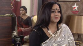 Chokher Tara Tui S07E24 Aporupa behaves strangely Full Episode