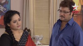 Chokher Tara Tui S09E34 Yuvraj marries Aporupa! Full Episode