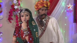 Chokher Tara Tui S13E26 Madhu attends Ayush's marriage Full Episode