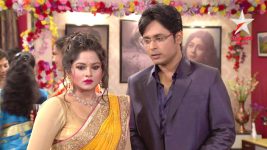 Chokher Tara Tui S14E05 Soha (Tutul) marries Rishi Full Episode