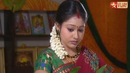 Deivam Thandha Veedu S02E46 Nagaraj and family arrive Full Episode