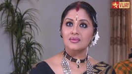 Deivam Thandha Veedu S04E35 Sundaram seeks justice for Seetha Full Episode