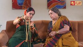 Deivam Thandha Veedu S05E35 Seetha overhears Dinesh Full Episode