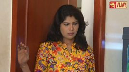 Deivam Thandha Veedu S08E28 Bhanu threatens Kalpana Full Episode
