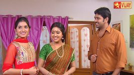 Deivam Thandha Veedu S18E46 Seeta, Ram Praise Radha Full Episode