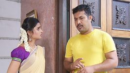 Deivam Thandha Veedu S19E51 Dinesh Provokes Radha Full Episode