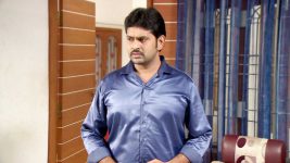 Deivam Thandha Veedu S20E55 Ram Is Burdened With Guilt Full Episode