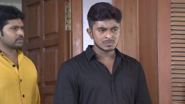 Deivam Thandha Veedu S20E64 Charan Makes a Confession Full Episode