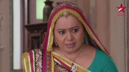 Diya Aur Baati Hum S03E53 Vikram beats Meenakshi Full Episode