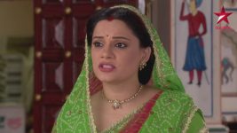 Diya Aur Baati Hum S03E59 Vikram saves Meenakshi Full Episode
