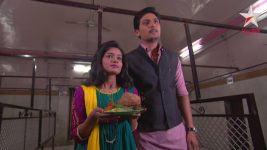 Durva S22E08 Keshav-Durva visit Siddhivinayak Full Episode