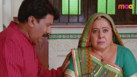 Eetaram Illalu S04E50 Santoshi is Upset by the Reports Full Episode