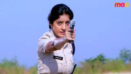 Eetaram Illalu S07E25 Sandhya Shoots Rajkumar Full Episode