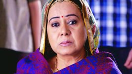 Eetaram Illalu S07E38 Santoshi Supports Sandhya Full Episode