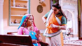 Eetaram Illalu S10E14 Santoshi's Request To Meenakshi Full Episode