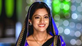 Eetaram Illalu S13E100 Sandhya Plans A Surprise Full Episode