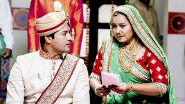 Eetaram Illalu S13E31 Surya Panics At The Wedding! Full Episode