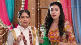 Ek Aastha Aisi Bhi S05E16 Guruma, Radhika in Trouble Full Episode