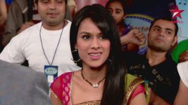 Ek Hazaaron Mein Meri Behna Hai S07E28 Sujith's phone call Full Episode
