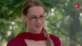Ek Hazaaron Mein Meri Behna Hai S08E25 Liz proposes to Dadaji Full Episode