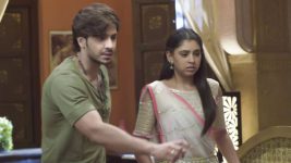 Ghulaam S06E03 Shivani Rescues Rangeela Full Episode