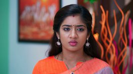 Idhayathai Thirudathey S01E1094 31st May 2022 Full Episode