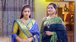 Idhayathai Thirudathey S01E27 16th March 2020 Full Episode