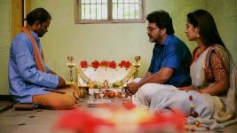 Idhayathai Thirudathey S01E70 16th July 2020 Full Episode