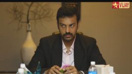 Kalyanam Mudhal Kadhal Varai S05E17 Arjun feels embarrassed Full Episode