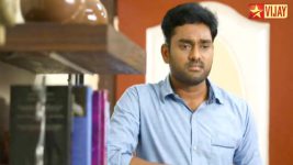 Kalyanam Mudhal Kadhal Varai S06E22 Manoj sees Arjun with Vandana Full Episode