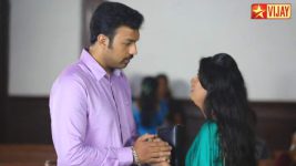 Kalyanam Mudhal Kadhal Varai S06E35 Arjun Consoles Vandhana Full Episode