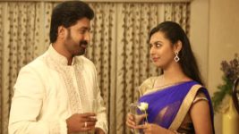 Kalyanam Mudhal Kadhal Varai S09E28 Ashok Spikes Vaishali's Drink! Full Episode