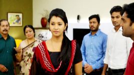 Kalyanam Mudhal Kadhal Varai S10E05 Priya Rushes to the Airport! Full Episode