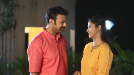 Kalyanam Mudhal Kadhal Varai S12E18 A Romantic Surprise For Priya Full Episode