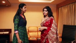 Kalyanam Mudhal Kadhal Varai S13E08 Priya Begs Vandhana Full Episode