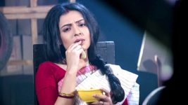 Ke Apon Ke Por S08E42 What Is Tandra's Escape Plan? Full Episode