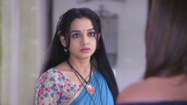 Kulaswamini S02E39 Arohi Warns Shreya Full Episode
