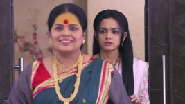 Kulaswamini S03E26 Arohi Welcomes a Mysterious Lady Full Episode