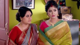 Kundo Phuler Mala S04E06 Who's the Lady in the House? Full Episode